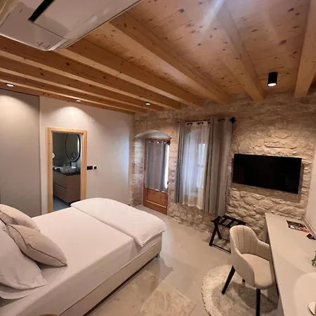 Milan Luxury Apartment Trogir